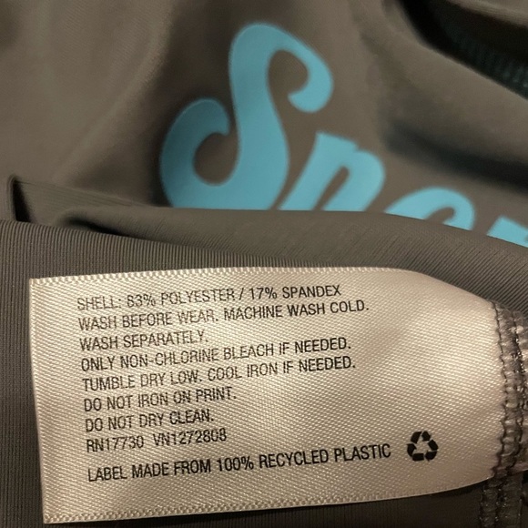 Circo Rash Guard - Picture 4 of 5